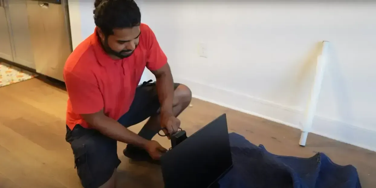 Roadway Moving truck